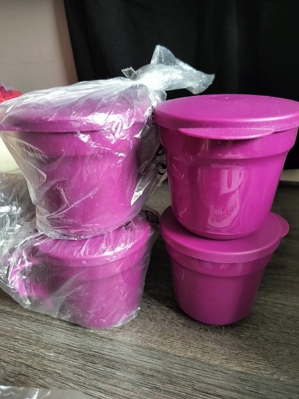 Tupperware Aloha mukit