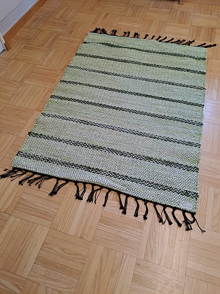 Vaaleanvihreä räsymatto 76×102cm