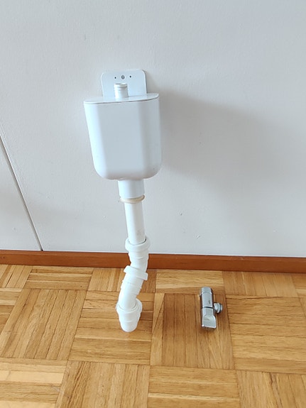 Oras pesukoneventtiili ja veden poistoputki