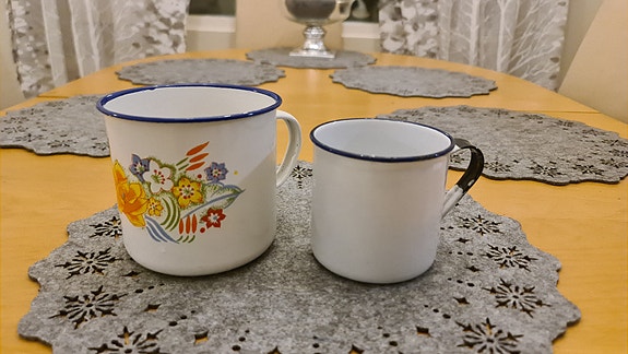 Product image 1 of 6