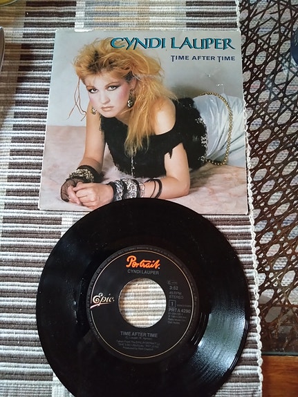 Cyndi Lauper 7" Time after time