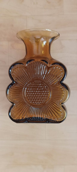 Amuletti maljakko