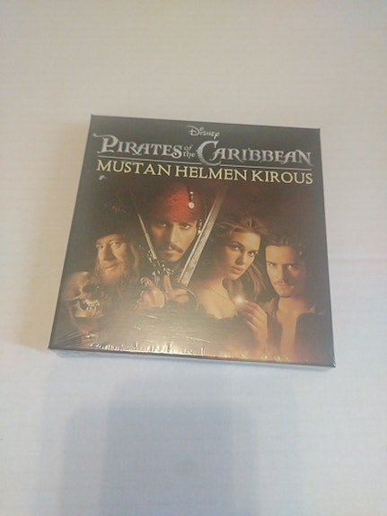 Pirates of the Caribbean: Mustan helmen kirous