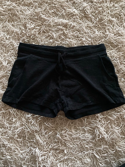 Tyttöjen kangas shortsit 146cm