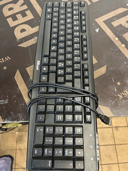 Trust USB Näppäimistö Musta