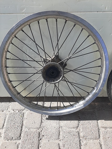 Product image 2 of 12