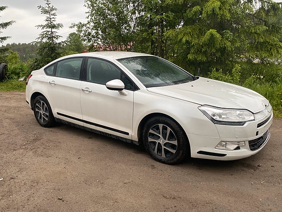 Citroen c5 1.6 e-hdi vm 2011 varaosia