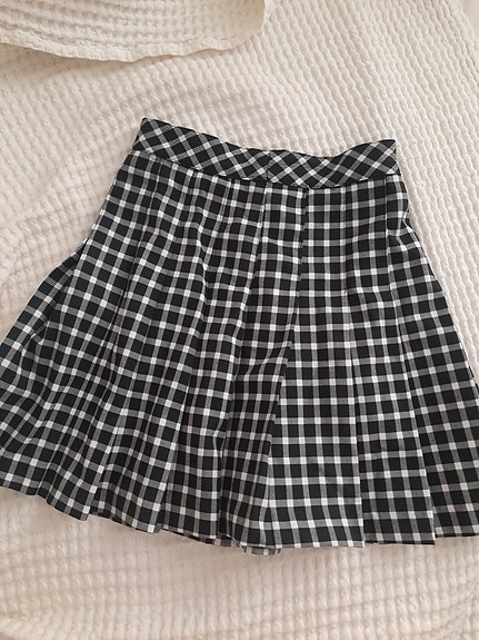 H&M mustavalkoinen ruudullinen hame