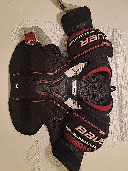 Bauer rintapanssari / olkasuojat jääkiekko koko Junior L