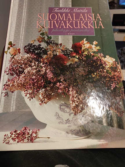 Suomalaisia kuivakukkia