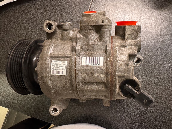 Audi A4 Diesel ilmastointi pumppu
