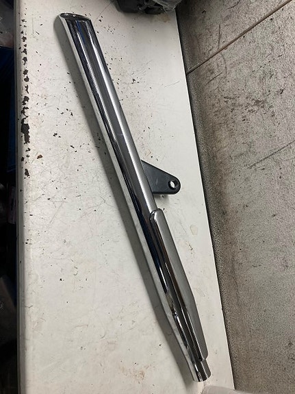 Triumph Speedmaster America oikea äänenvaimennin