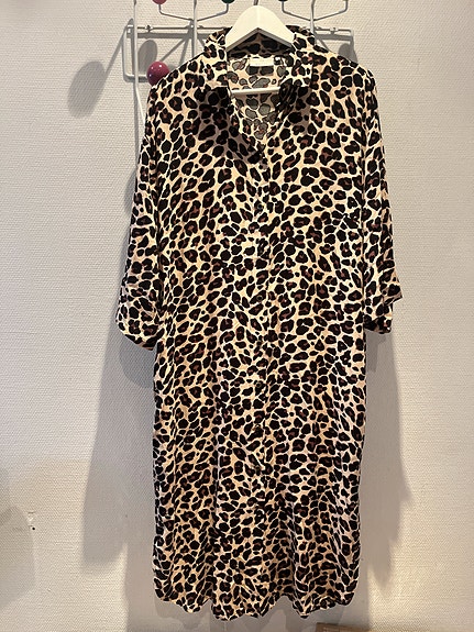 Product image 1 of 9