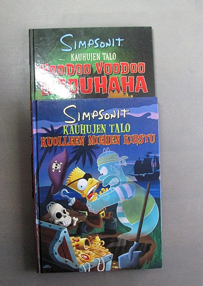 2 Simpsonit: Kauhujen talo -kovakantista
