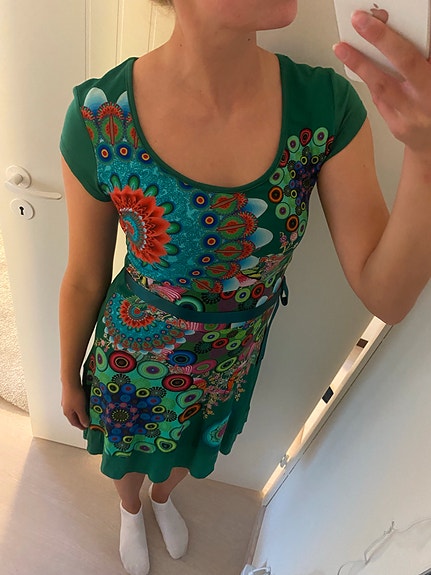 Desigual mekko, koko S