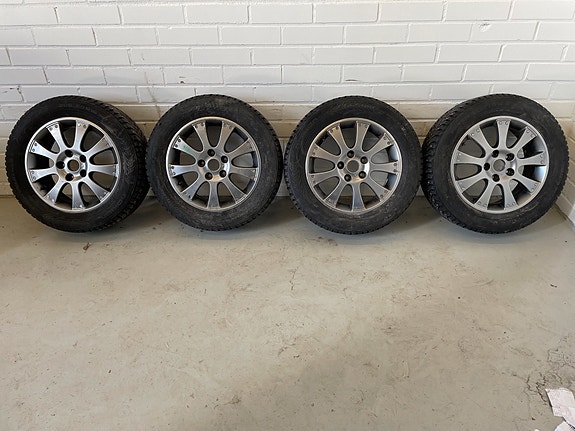 Opel 16" Alumiinivanteet + 205/60R16 Nastarenkaat (47)