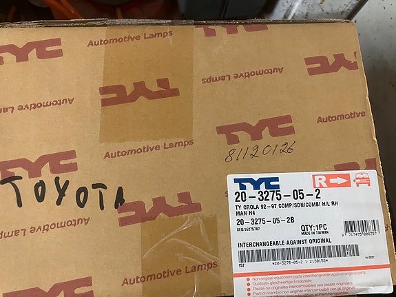 Toyota Corolla E100 Ajovaloumpio Vasen/Oikea 92-97