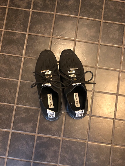 Steve Madden mustat lenkkarit 38