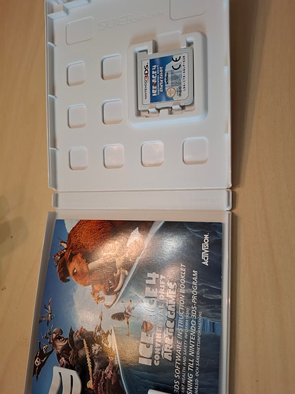 Product image 3 of 3