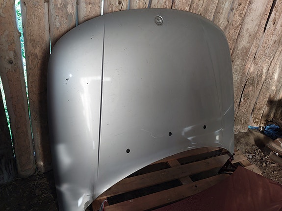 Saab 95 konepelti