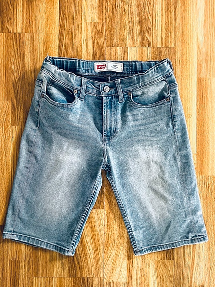 Levis 511 farkkushortsit koko 14