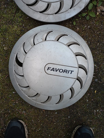 Skoda Favorit -13" pölykapselit