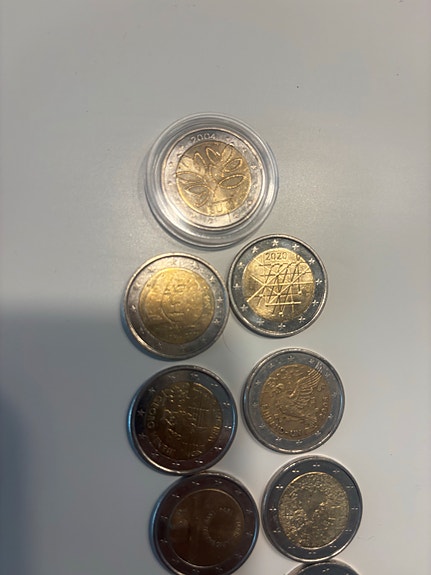 Suomalaiset  2€ kolikot