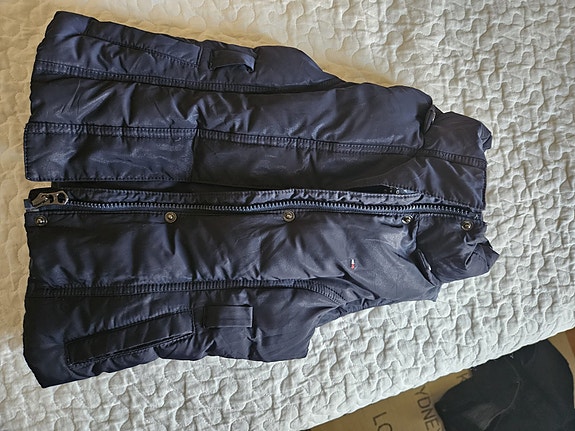 Lasten Tommy Hilfiger toppaliivi,koko 104