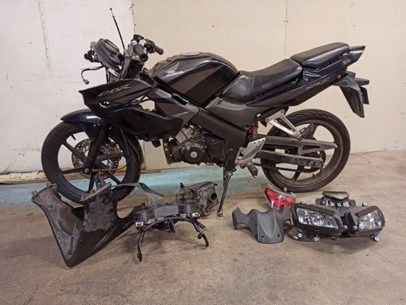Honda CBR 125R Varaosat