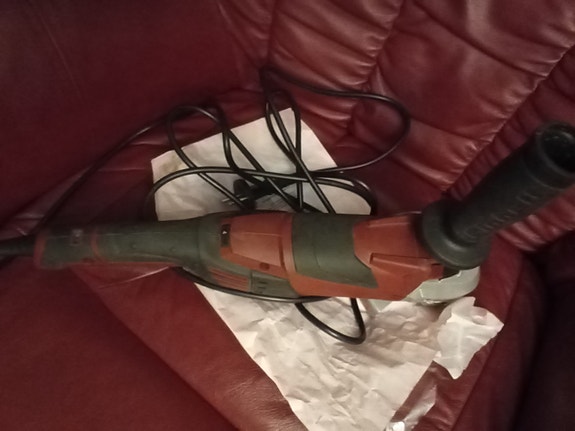 Einhell kulmahiomakone 1100w. 125mm. Nopeudensäädin.