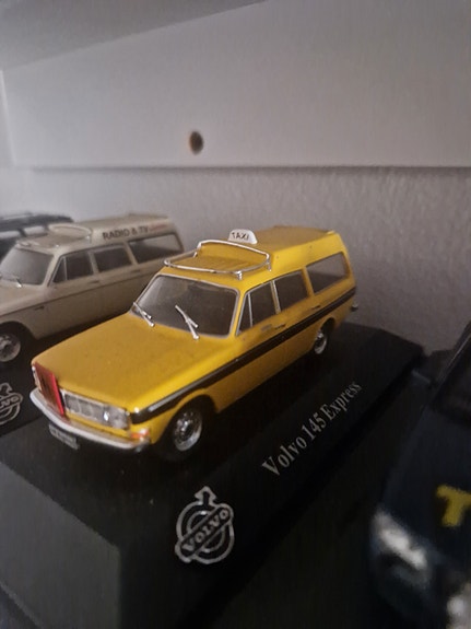 Atlas-sarjan Volvo 145
