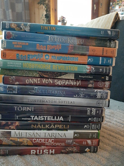 DVD- levyjä