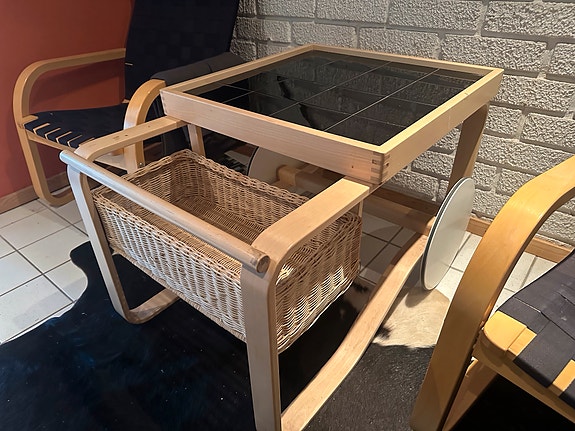 Artek Alvar Aalto 900 tarjoiluvaunu