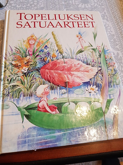Topeliuksen satuaarteet. Kert. Irja Lappalainen