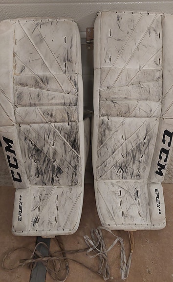 CCM Maalivahdin Patja / Goalie Pads E Flex 5.9 32"+1