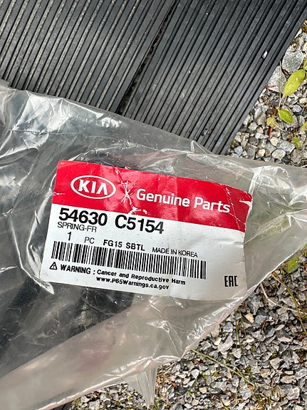 Kia Sorento etujouset
