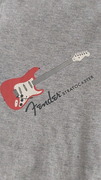 Fender Stratocaster t.paita 140cm