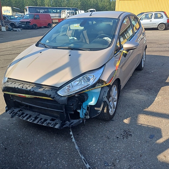 Ford Fiesta 2016 1.0 ecoboost automaatti Varaosina