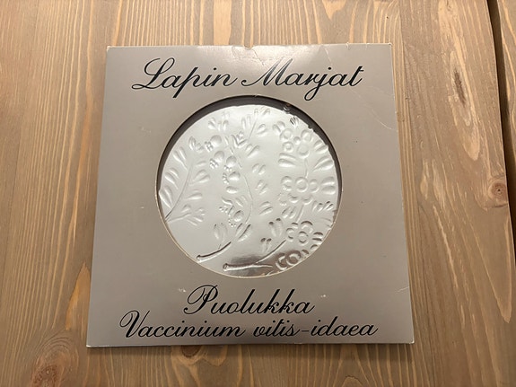 Nuutajärvi -Lapin marjat ”Puolukka” lasikoriste