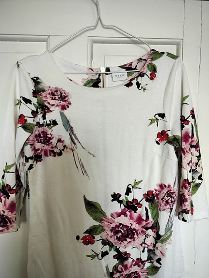 Kukallinen mekko