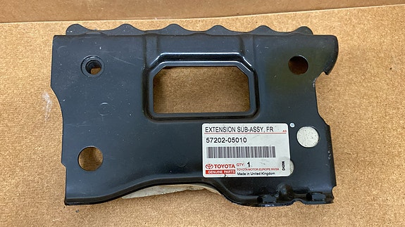 Toyota etupään osa 57202-05010