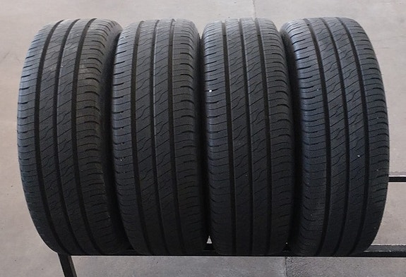 215/60R17C GoodYear EfficientGrip Cargo 2 Siirtoajetut kesärenkaat