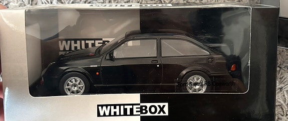 1/24 Ford Sierra RS Cosworth Pienoismalli