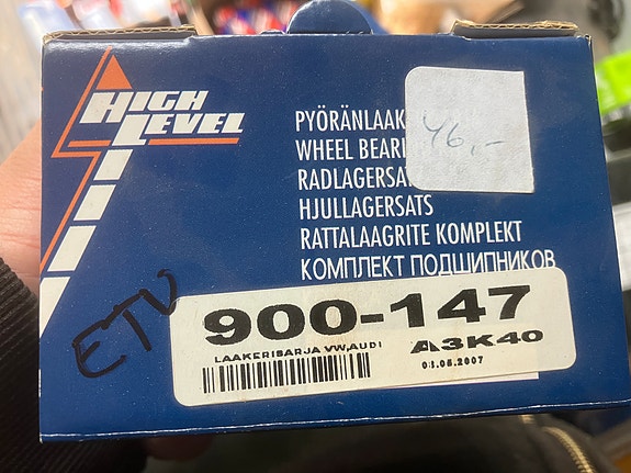 Audi 80/90/VW Golf/Passat Syncro  Etupyöränlaakeri FAG 74-98