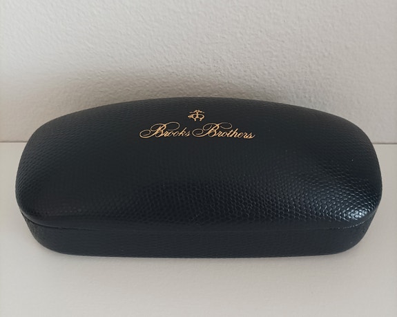 Brooks Brothers silmälasikotelo