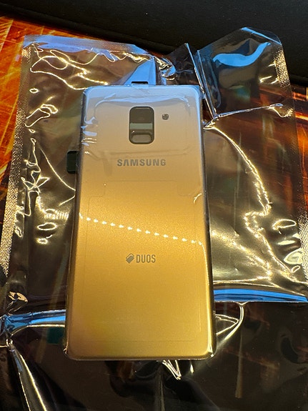Samsung Galaxy A8 2018 Back rungo - kulta / 2