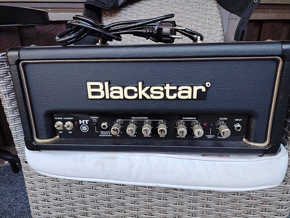 Blackstar nuppi