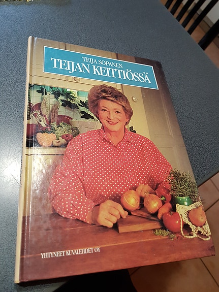 Teijan keittiössä. Teija Sopanen