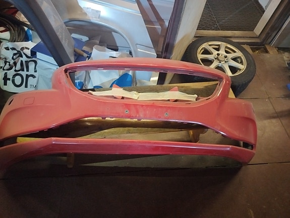 Volvo V40 S40 etupuskuri