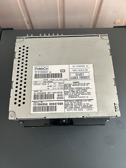 Volvo V70 mk3 radio